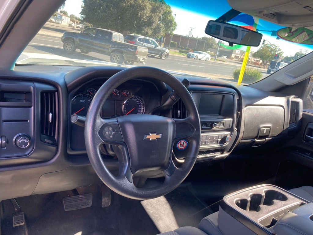 2018 Chevrolet Silverado 1500 Image 9