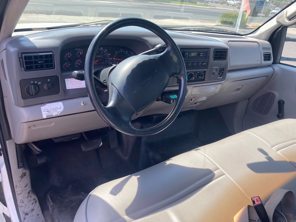 2001 Ford F-350 Image 19