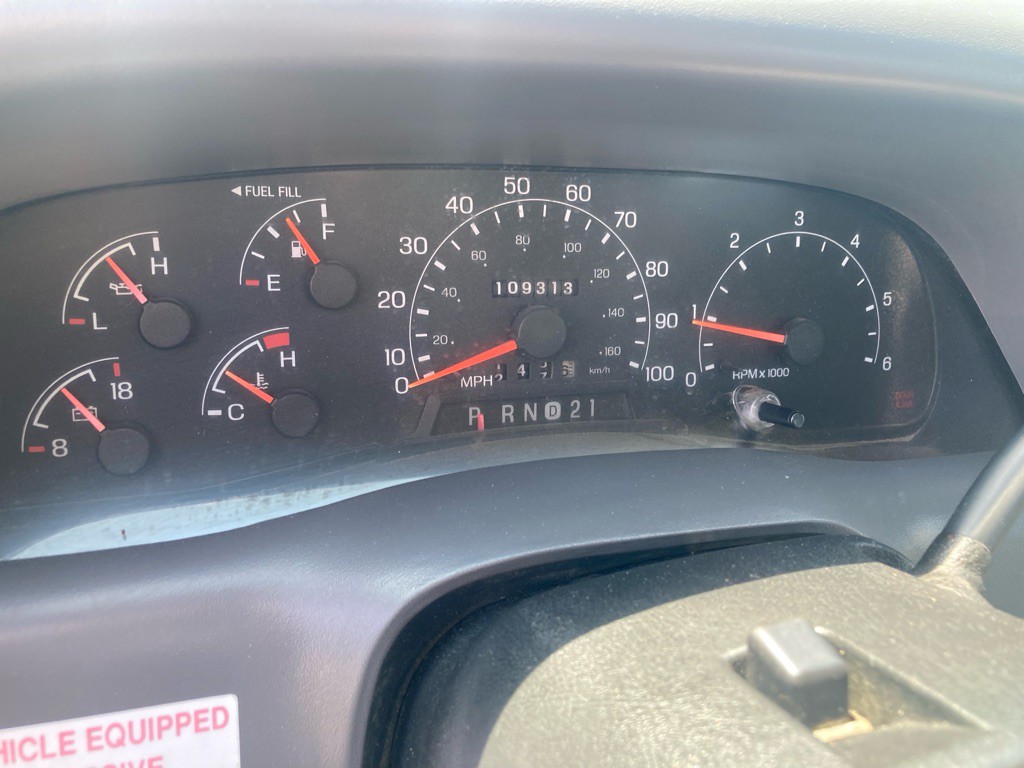 2001 Ford F-350 Image 22