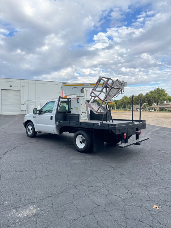 2001 Ford F-350 Image 9