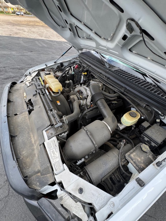 2001 Ford F-350 Image 22