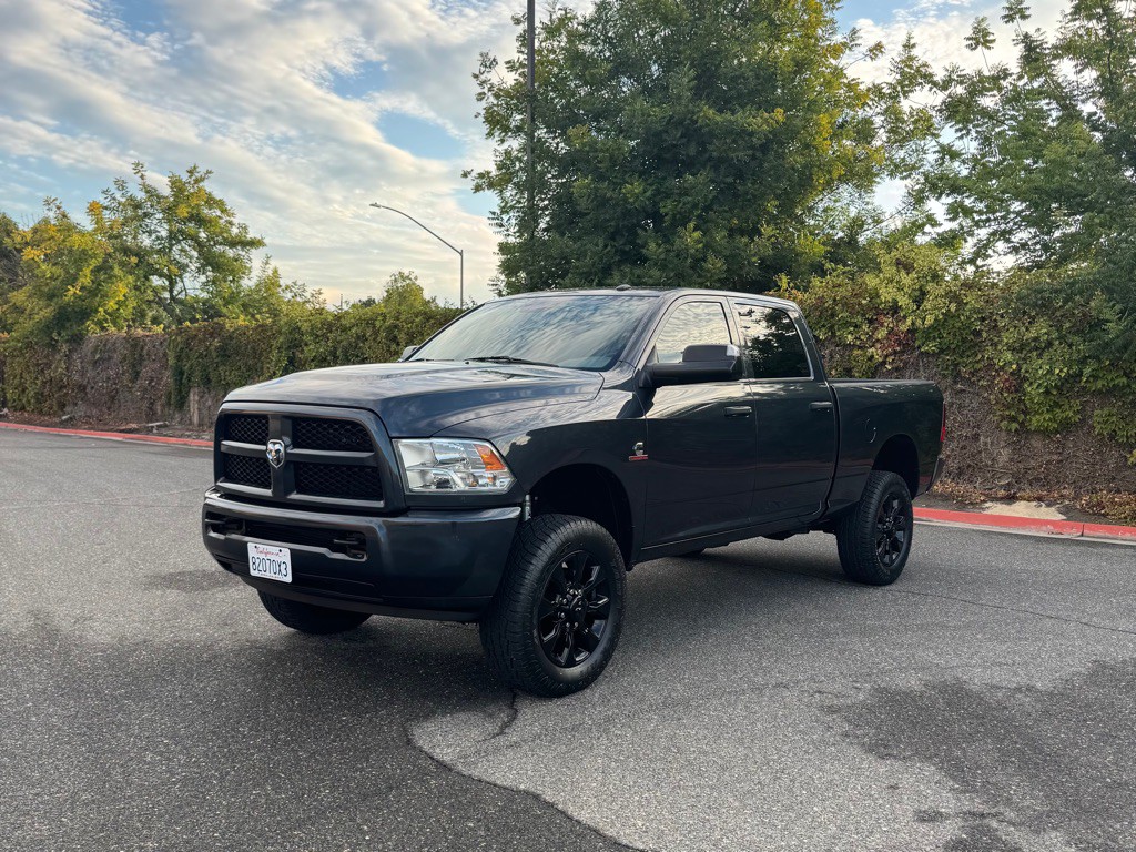 2016 RAM 2500 Image 2