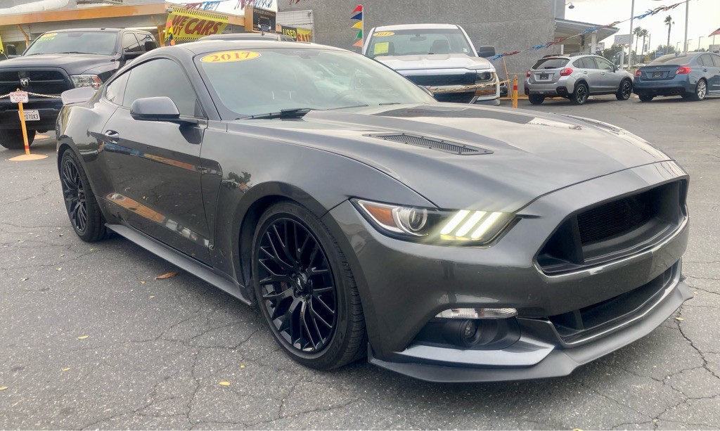 2017 Ford Mustang Image 4