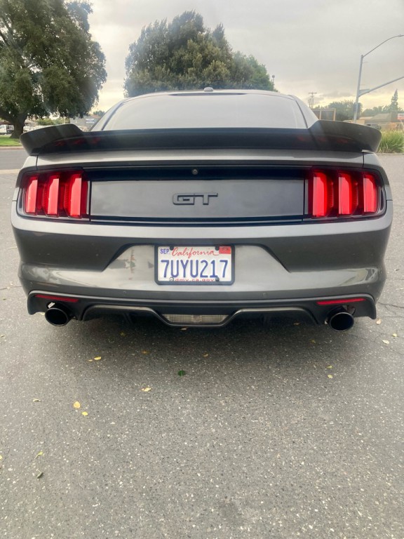 2017 Ford Mustang Image 8