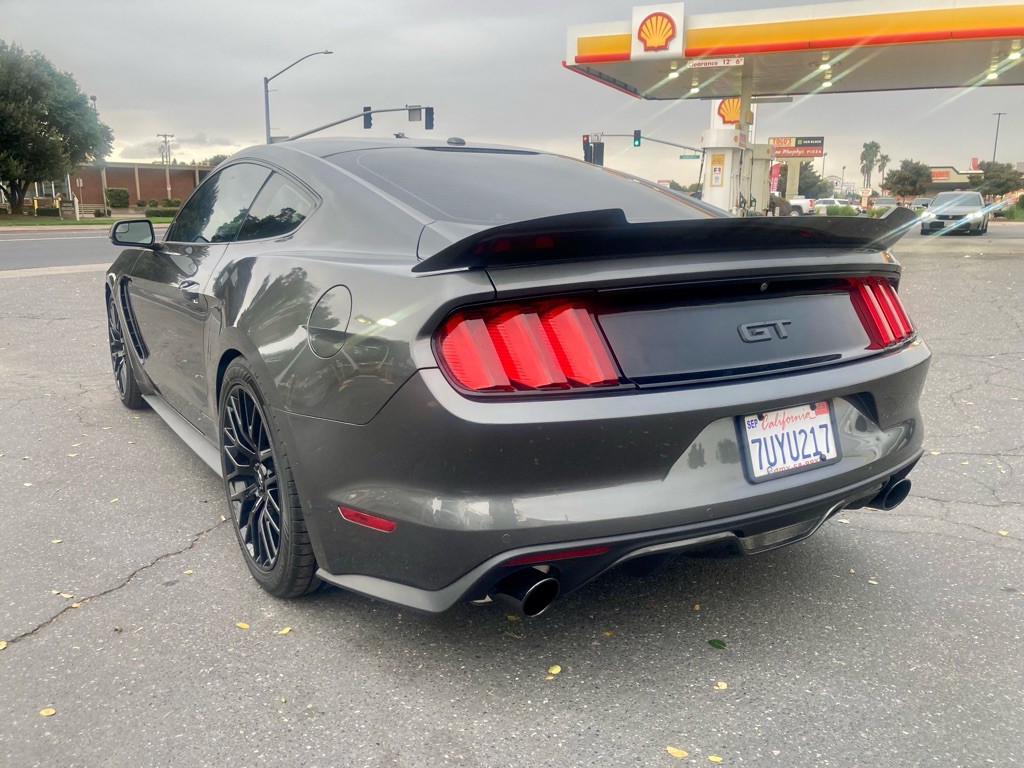 2017 Ford Mustang Image 9