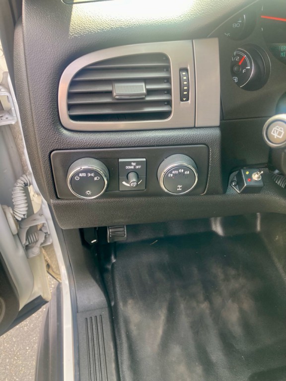 2013 Chevrolet Tahoe Image 20