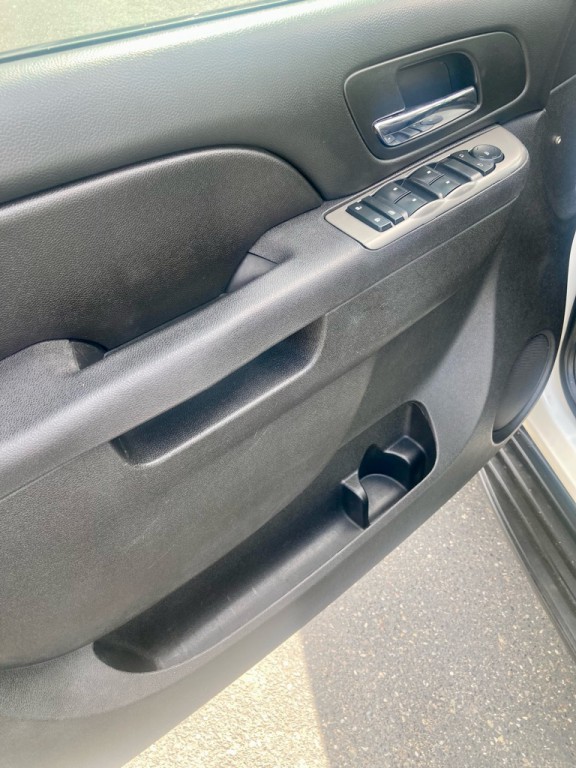 2013 Chevrolet Tahoe Image 25