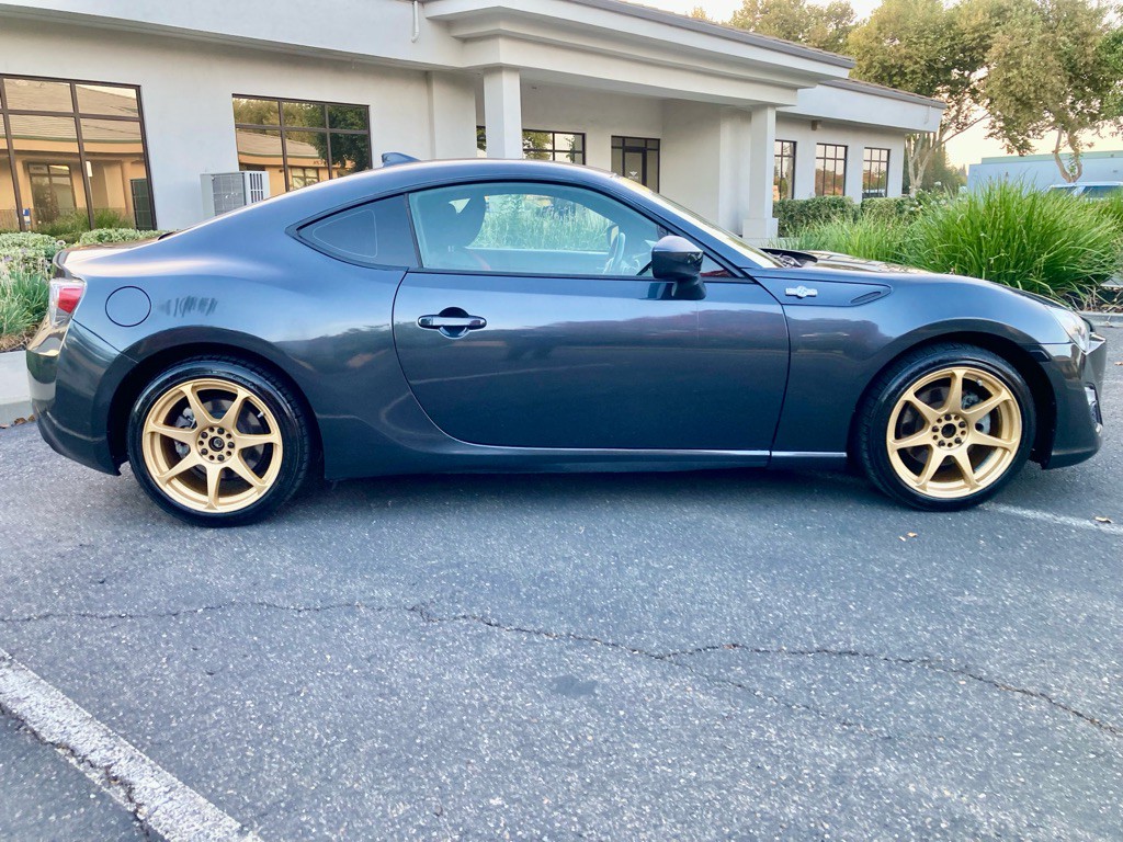 2016 Scion FR-S Image 6