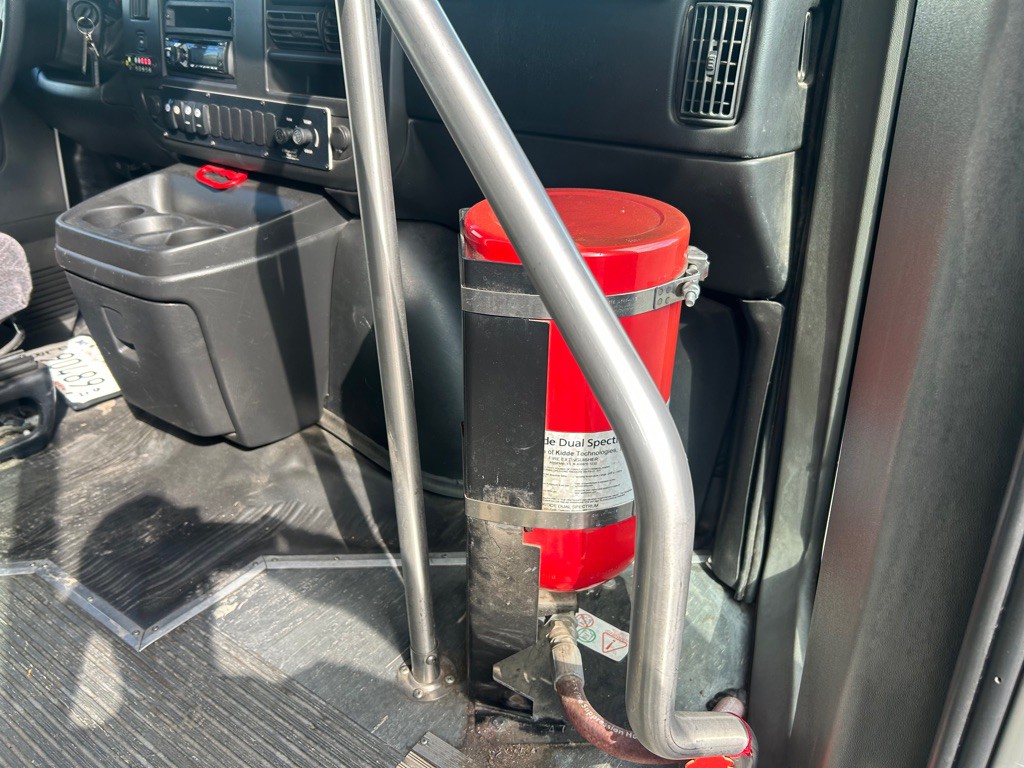 2014 Chevrolet Express Image 14