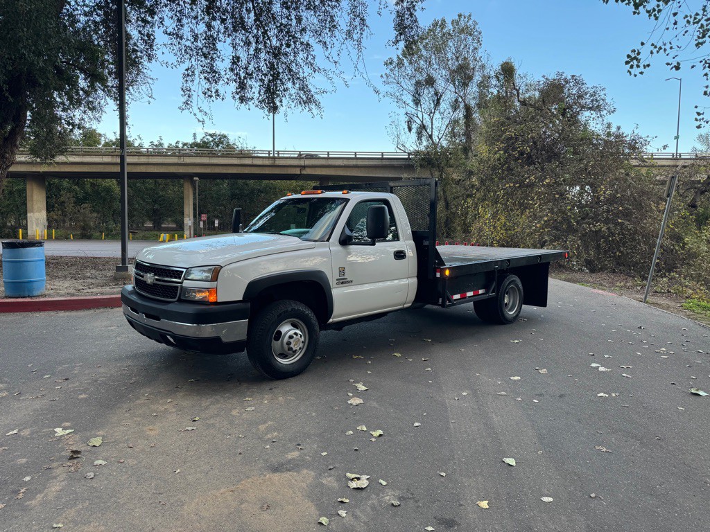 2007 Chevrolet Silverado 1500 Image 2