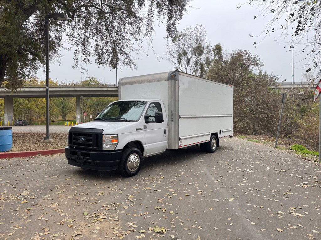 2022 Ford Econoline Image 6