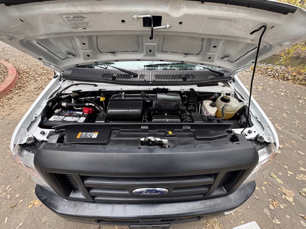 2022 Ford Econoline Image 10