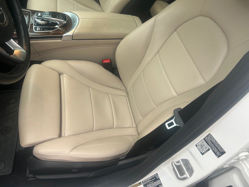 2015 Mercedes-Benz C-Class Image 10