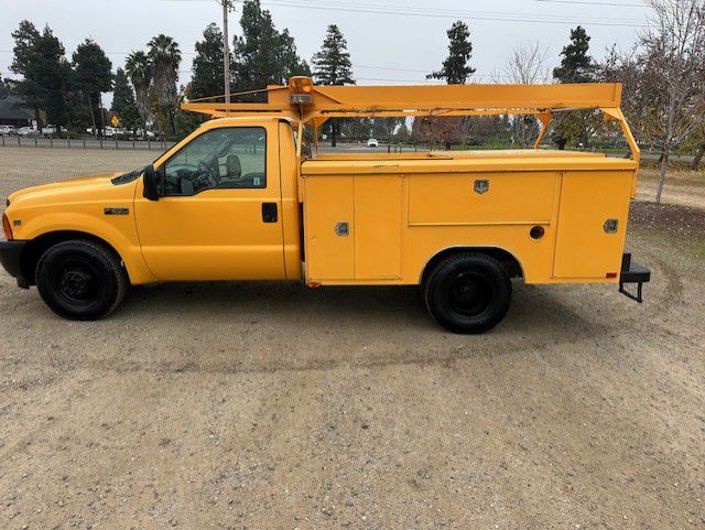 2001 Ford F-350 Image 4