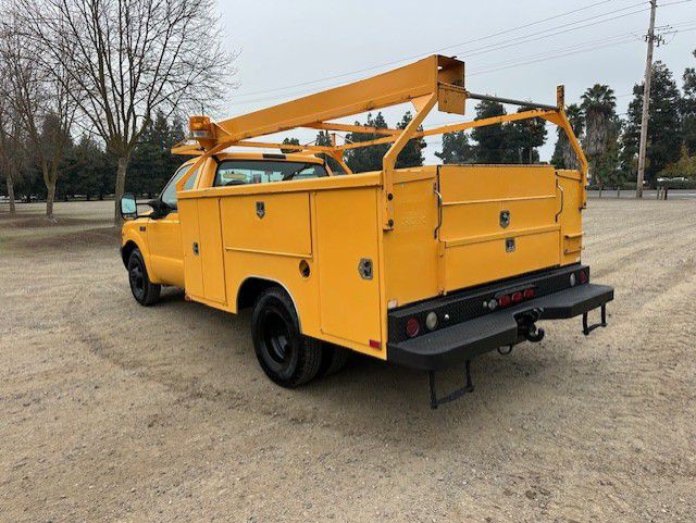 2001 Ford F-350 Image 7