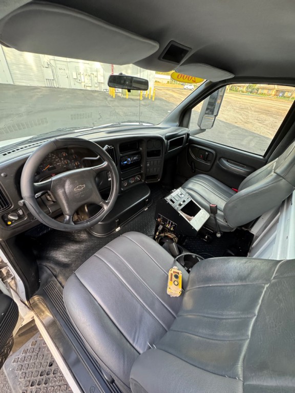 2006 Chevrolet C/K 4500 Image 14