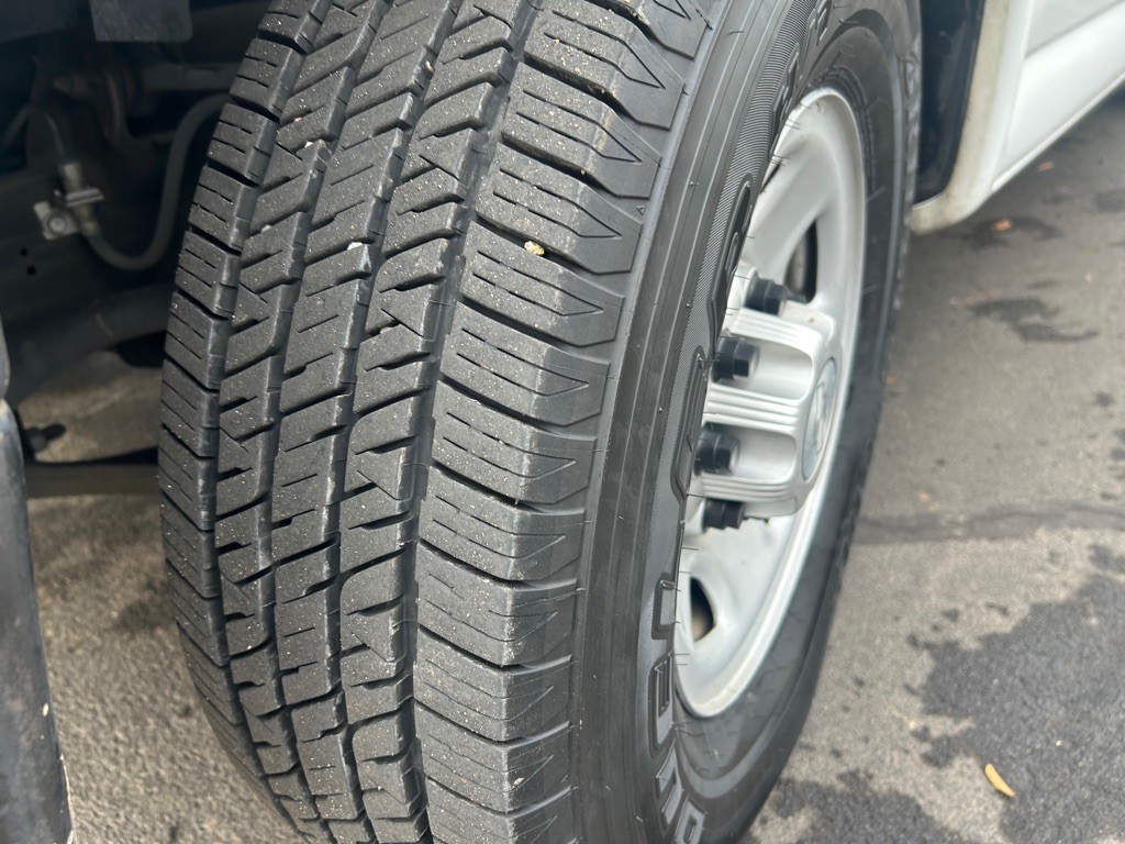 2015 Chevrolet Express Image 17