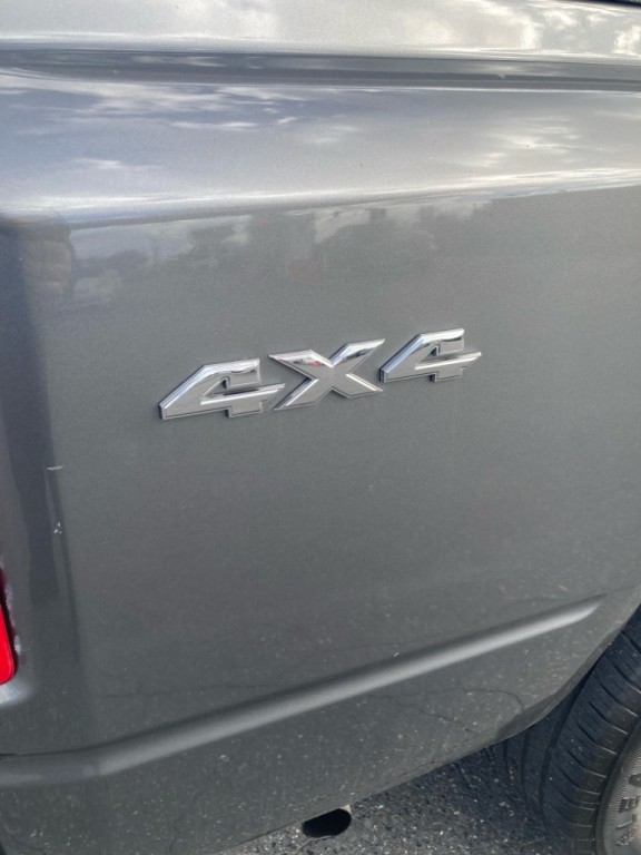 2011 Dodge Dakota Image 6