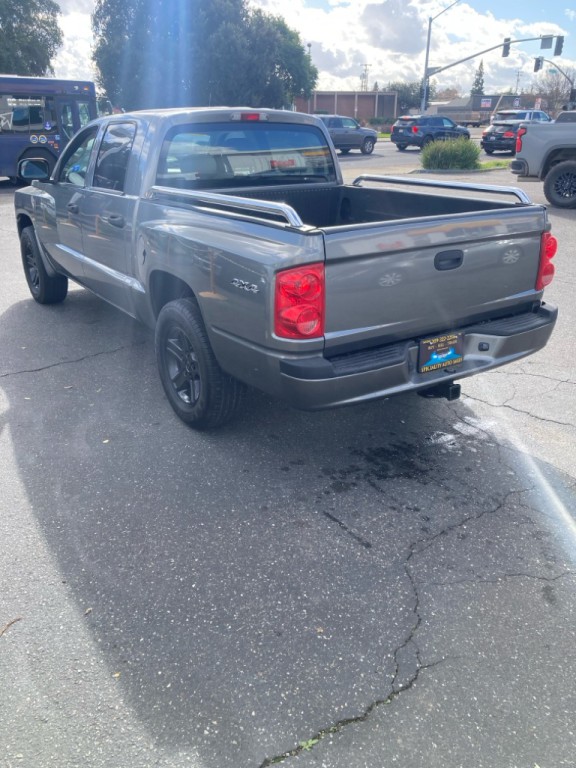 2011 Dodge Dakota Image 9