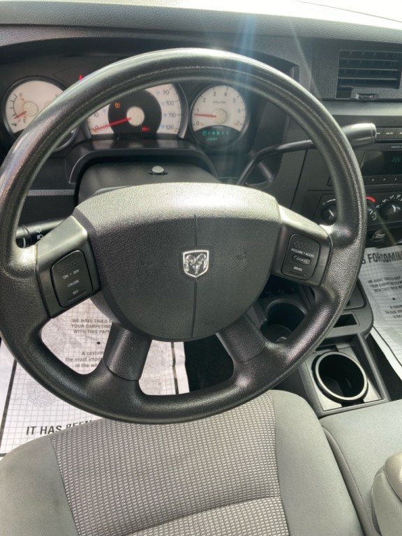 2011 Dodge Dakota Image 15