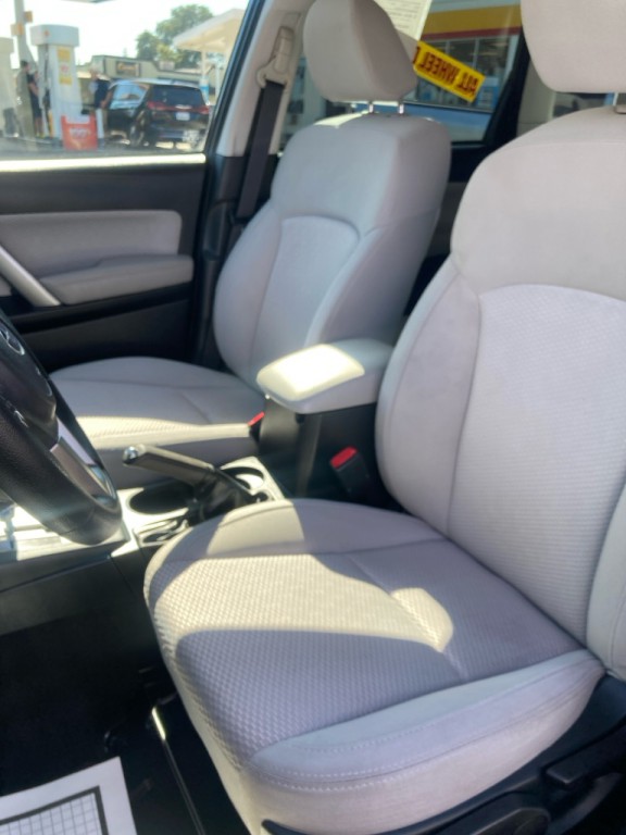 2018 Subaru Forester Image 7