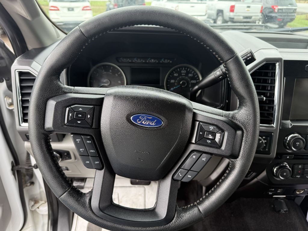 2015 Ford F-150 Image 4
