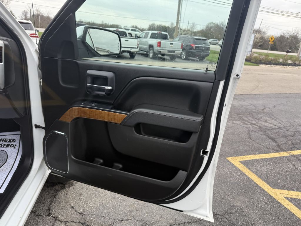 2014 GMC Sierra Image 17