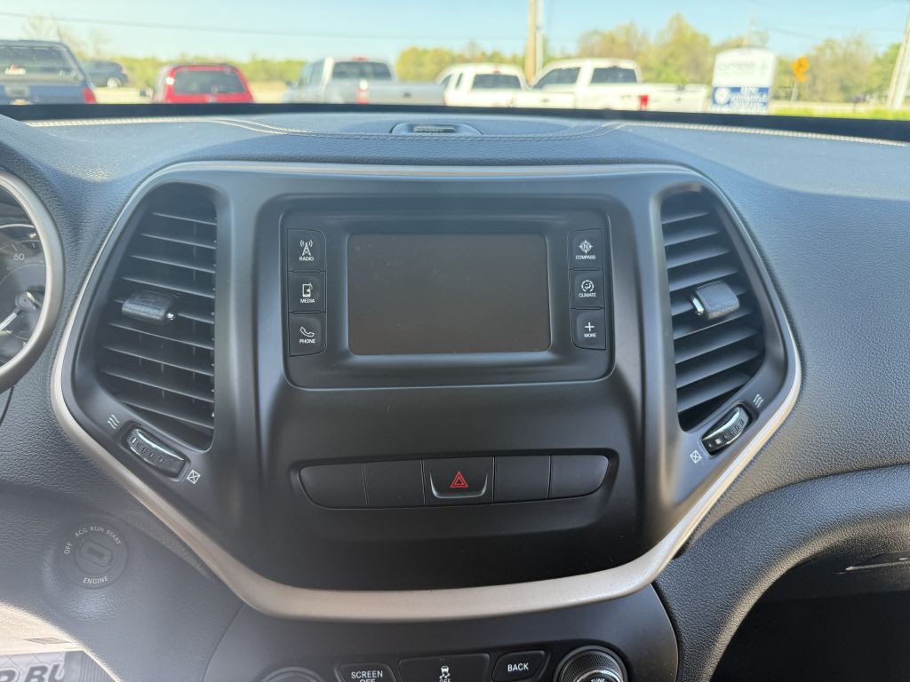 2014 Jeep Cherokee Image 11