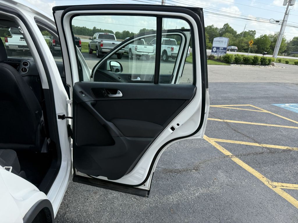 2013 Volkswagen Tiguan Image 16