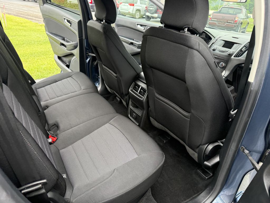 2018 Ford Edge Image 8