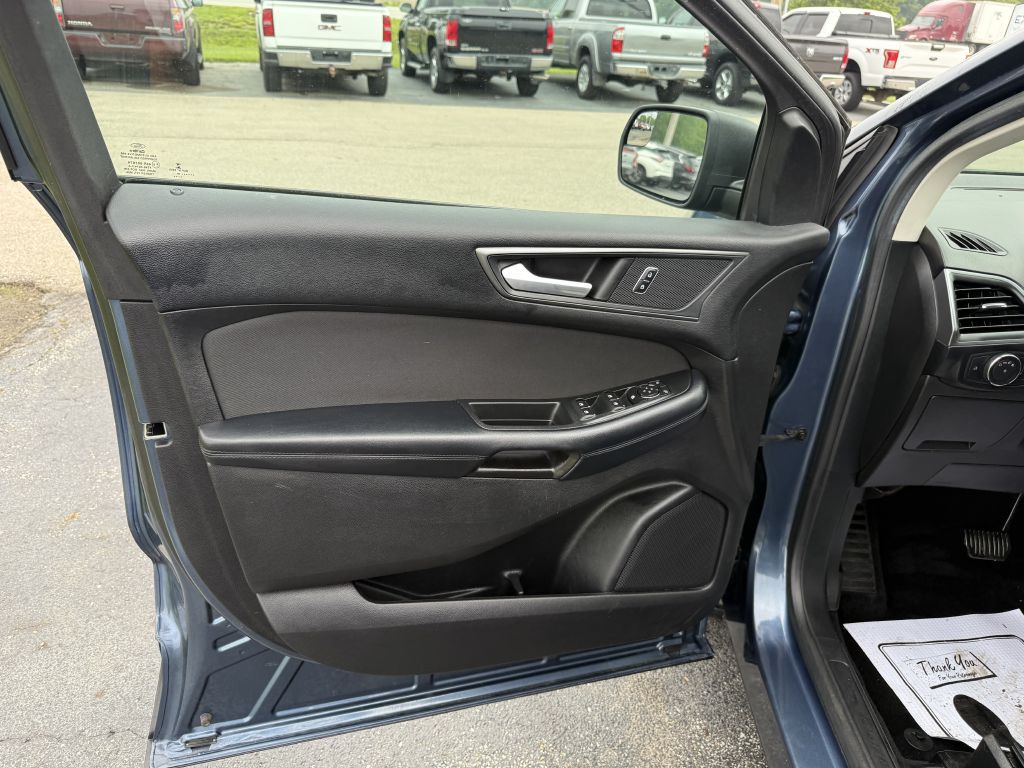 2018 Ford Edge Image 13