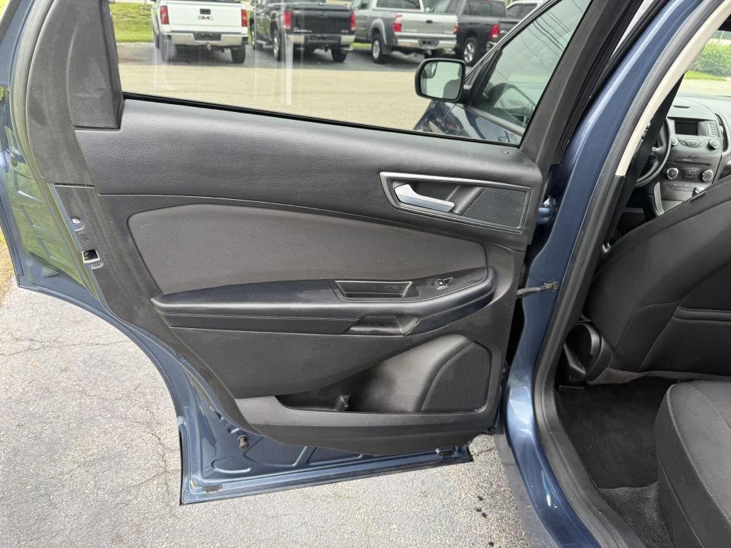 2018 Ford Edge Image 14