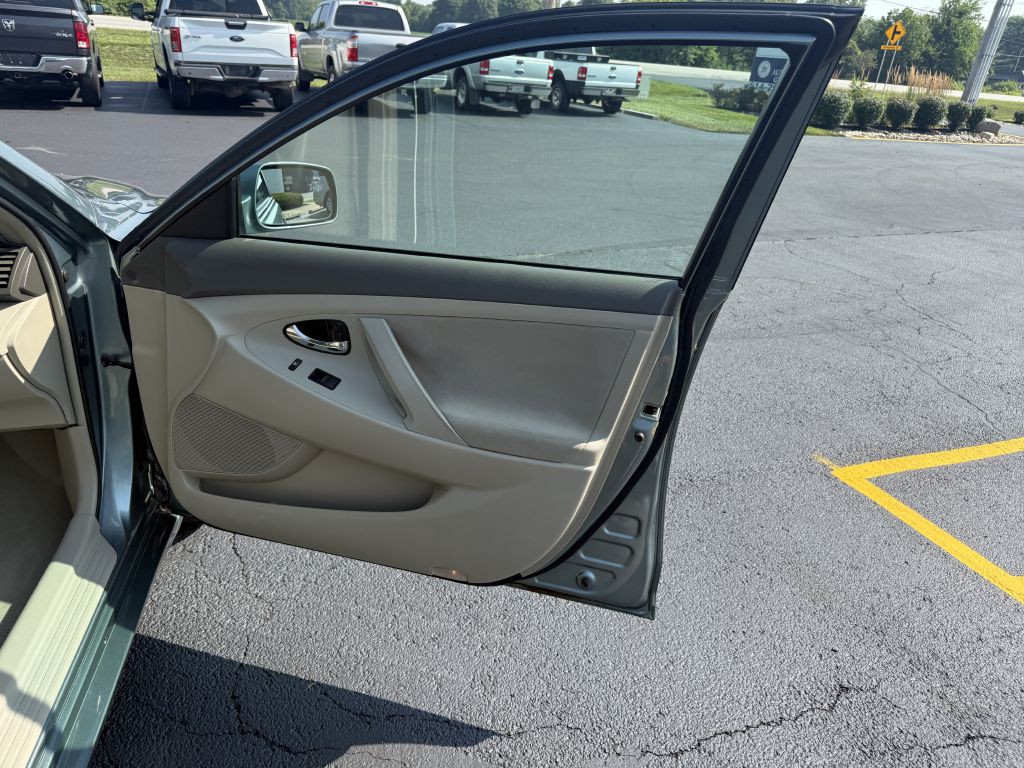 2007 Toyota Camry Image 16
