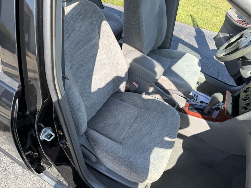 2003 Toyota Corolla Image 6