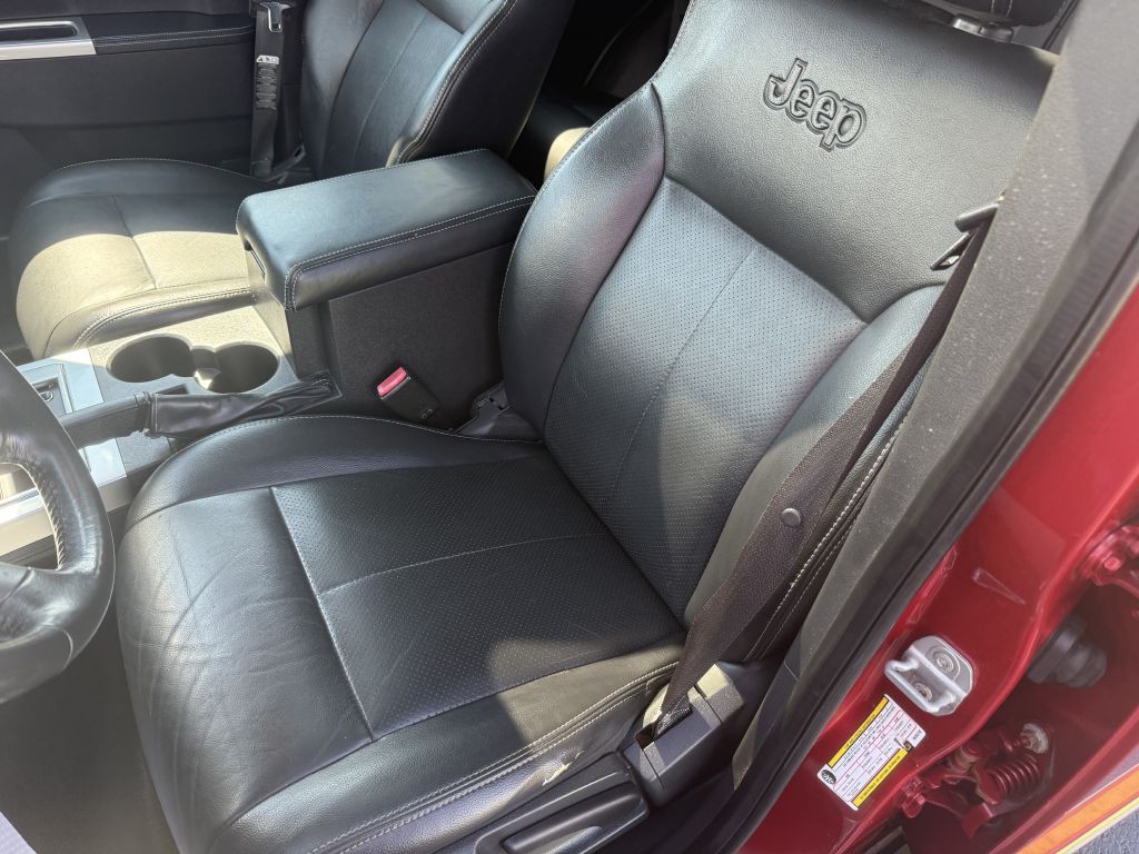 2009 Jeep Liberty Image 5