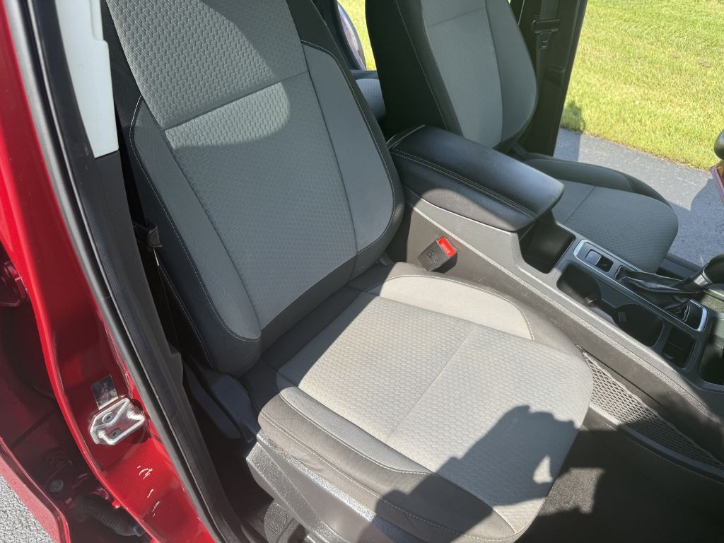 2017 Ford Escape Image 8