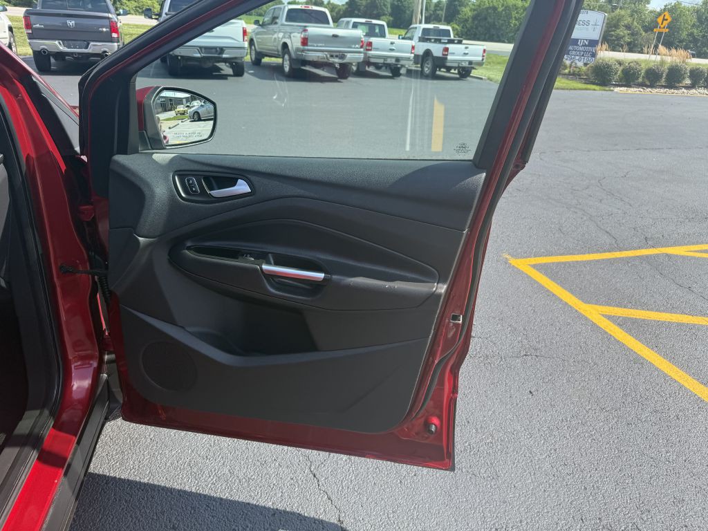 2017 Ford Escape Image 17