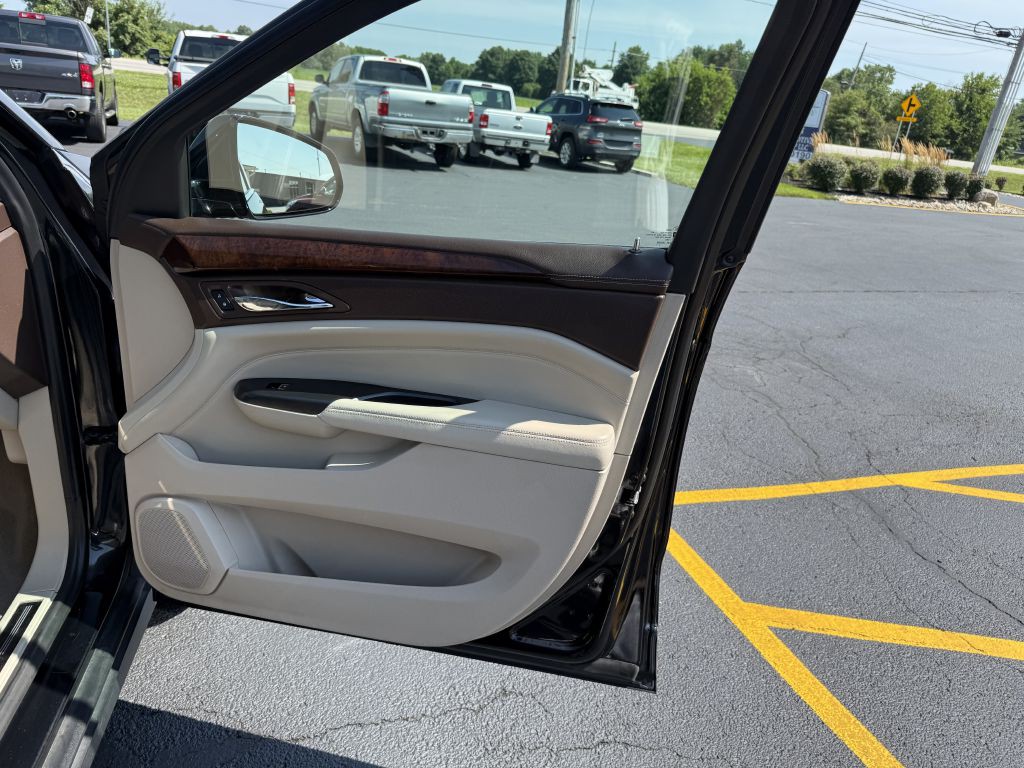 2014 Cadillac SRX Image 17
