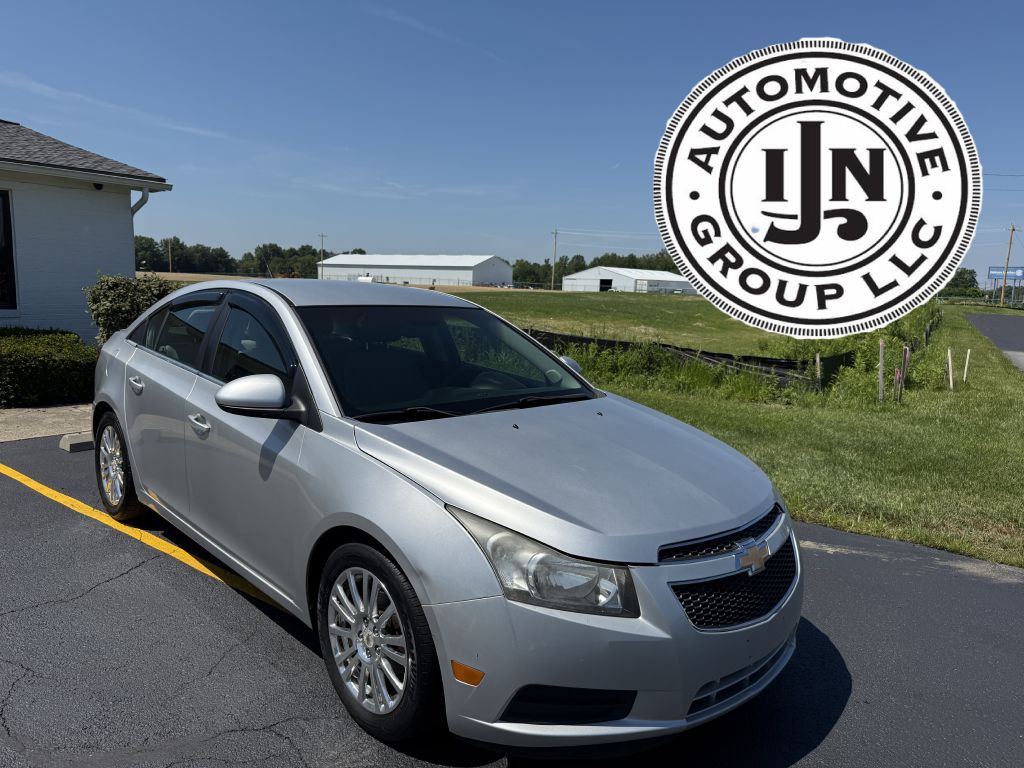 2011 Chevrolet Cruze Image 2