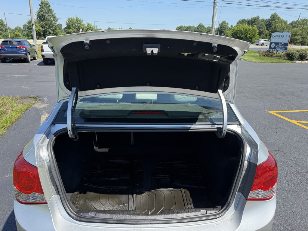 2011 Chevrolet Cruze Image 19