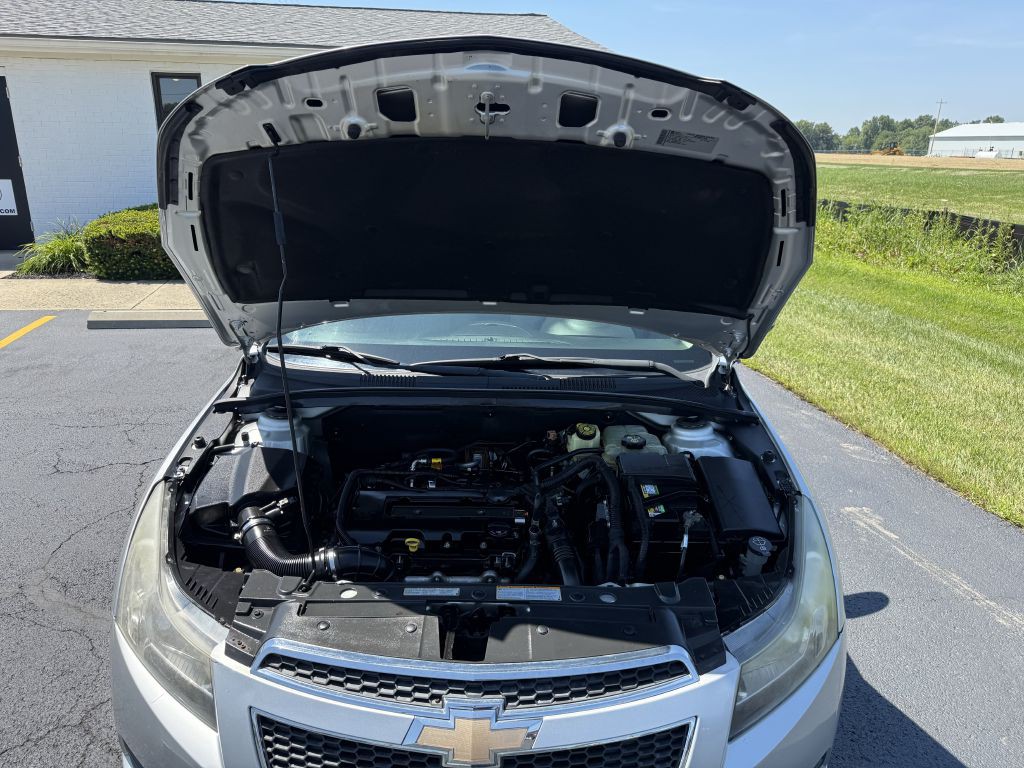 2011 Chevrolet Cruze Image 20