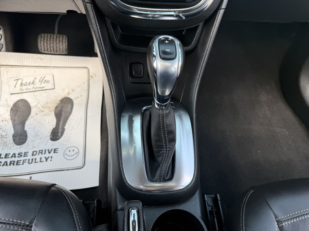 2016 Buick Enclave Image 12