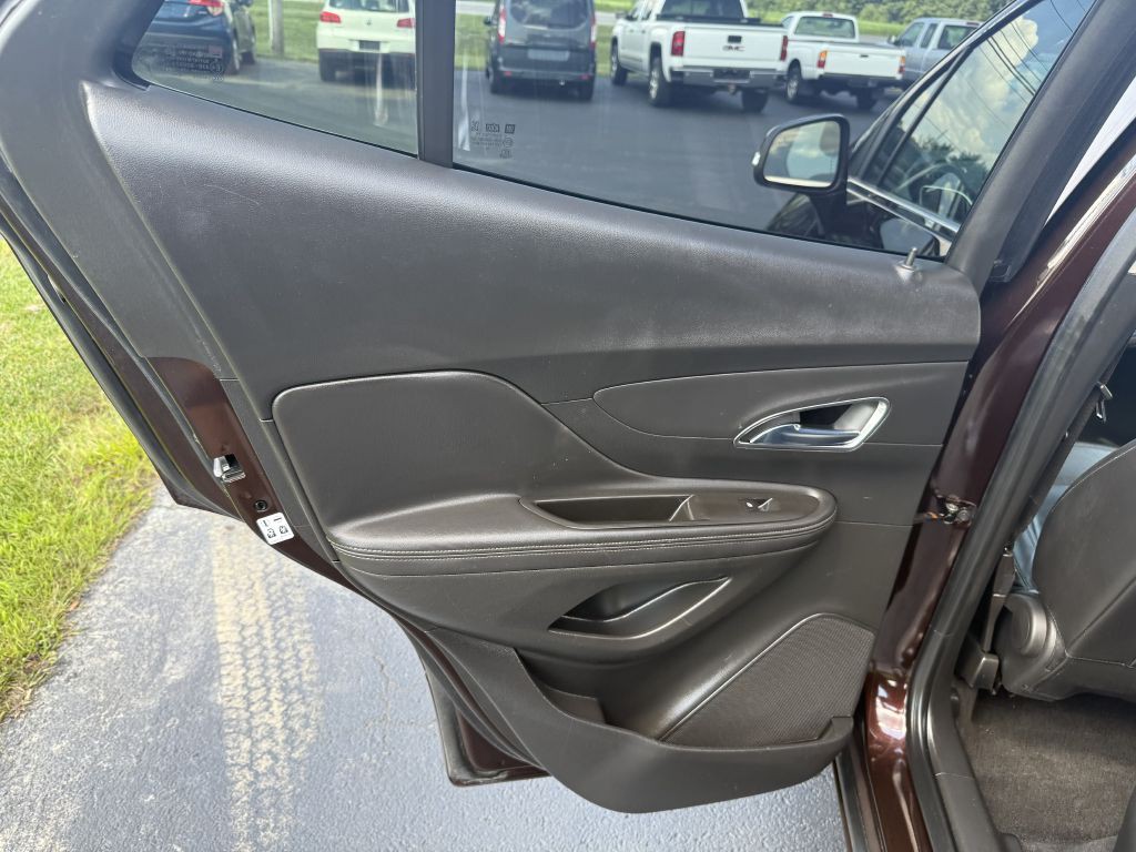 2016 Buick Enclave Image 16