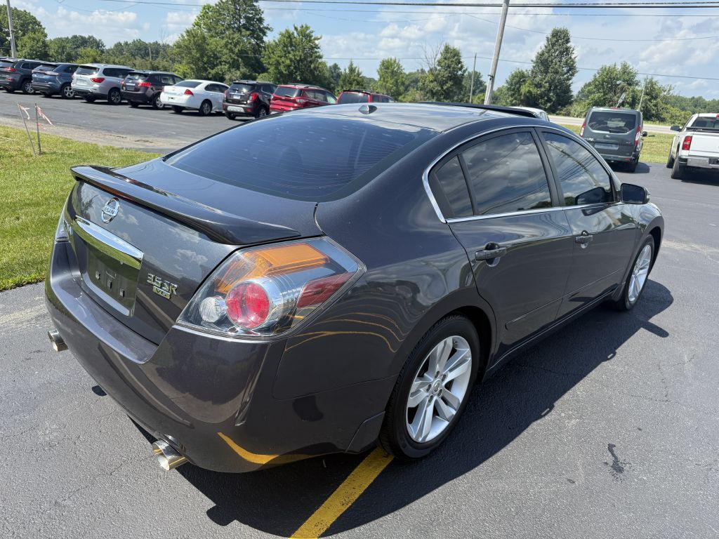 2011 Nissan Altima Image 4