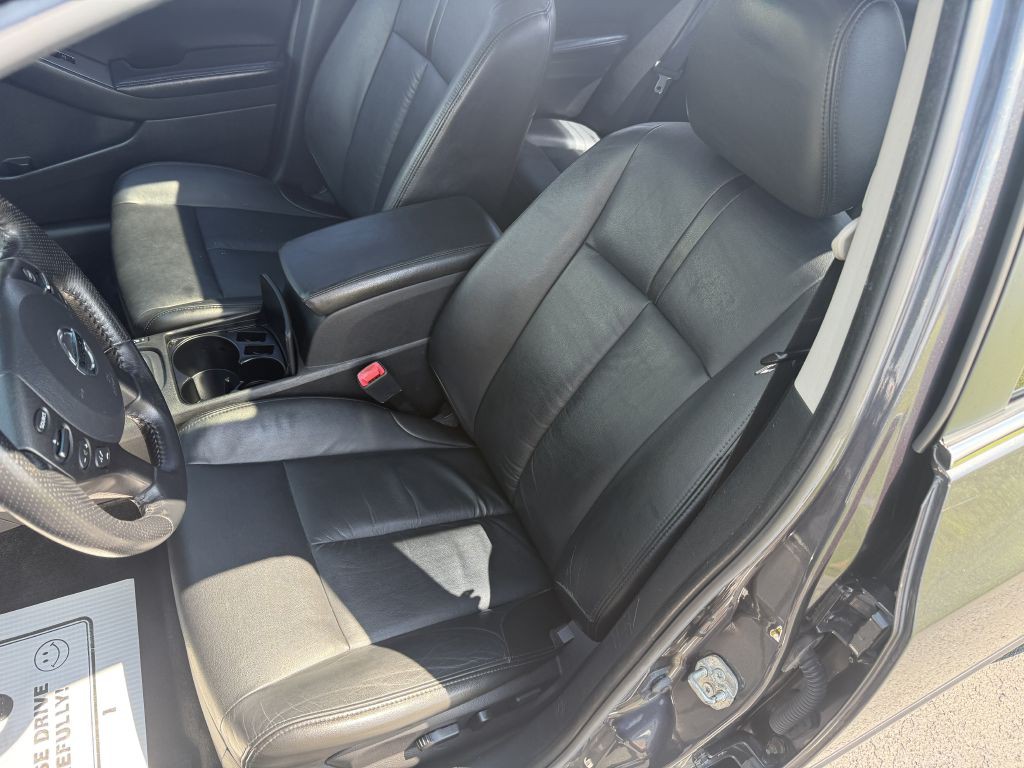 2011 Nissan Altima Image 5