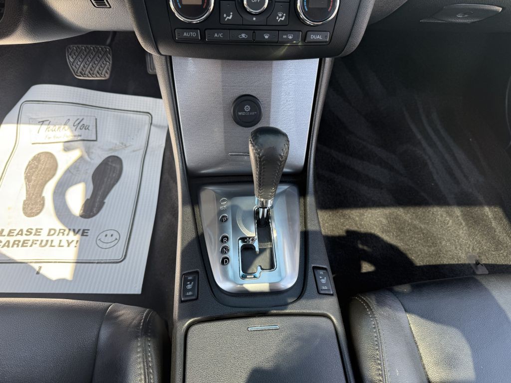 2011 Nissan Altima Image 11