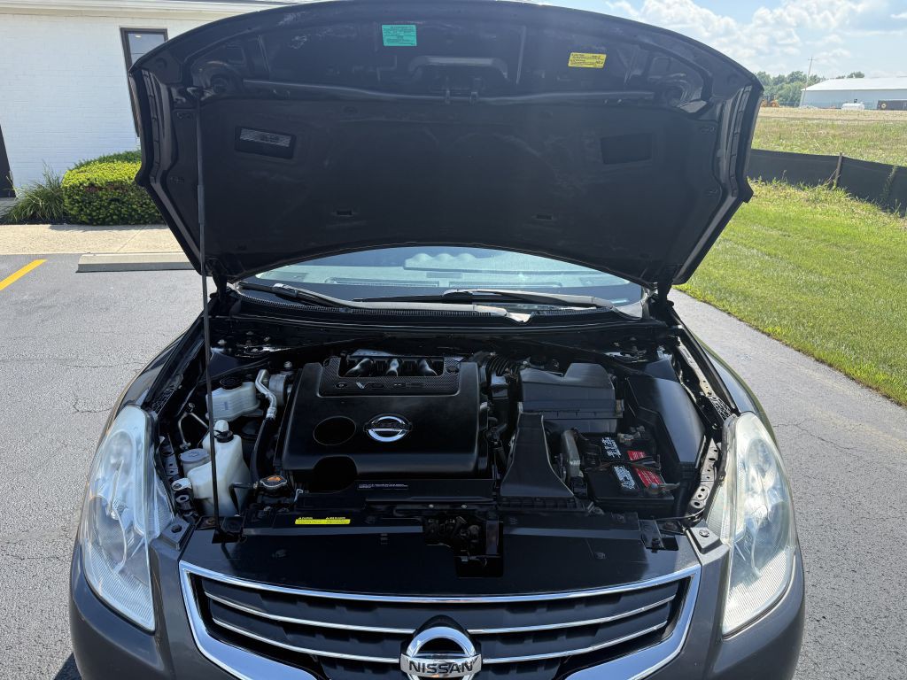 2011 Nissan Altima Image 20