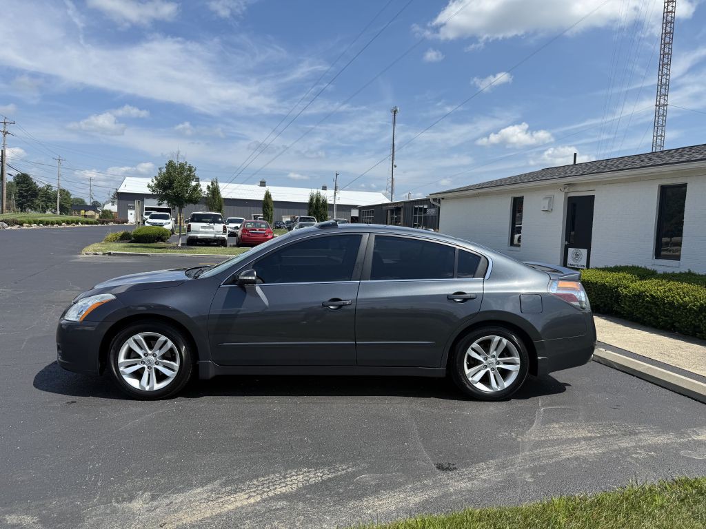 2011 Nissan Altima Image 21