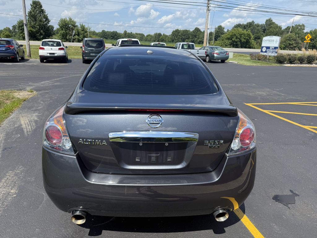 2011 Nissan Altima Image 22