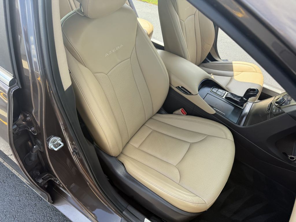 2014 Hyundai Azera Image 8